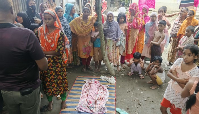 Infant killed for hit by stick in Shahjadpur