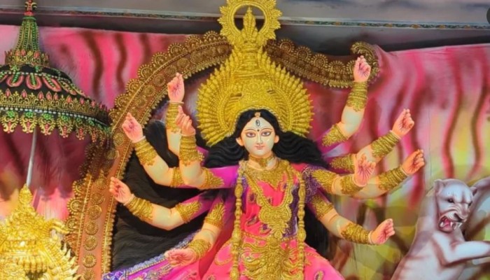 ​Durga Puja festivities begin with observance of Mahalaya