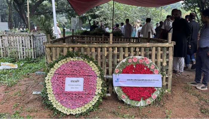 ​Journalist Toufique Imrose Khalidi laid to rest after final tributes
