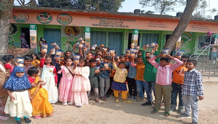 School feeding programme attracts students, parents in Thakurgaon’s Baliadangi