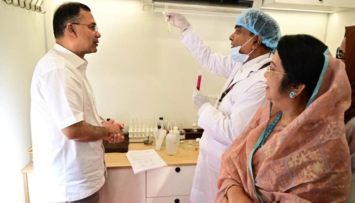 PM inspects mobile lab to ensure food safety