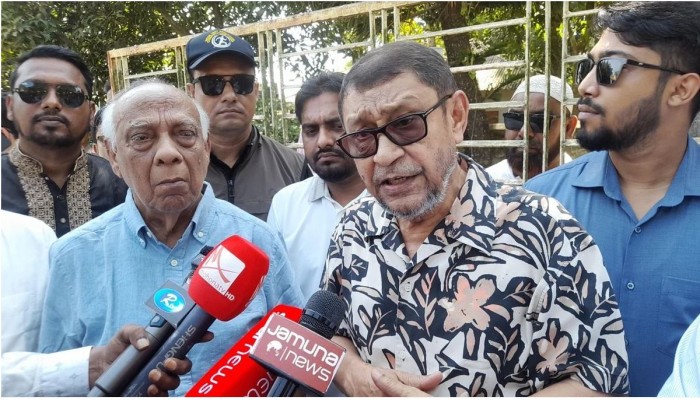 ​‘Fascist government destroyed health sector through plunder’: Health Minister